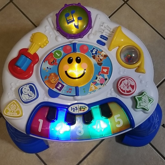 Toy - Picture 8 of 8